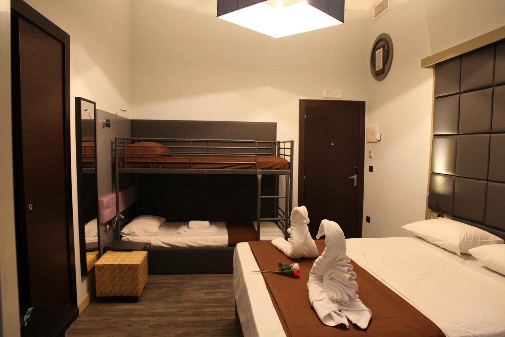 Dolce Vita Rooms Napoli Exterior foto