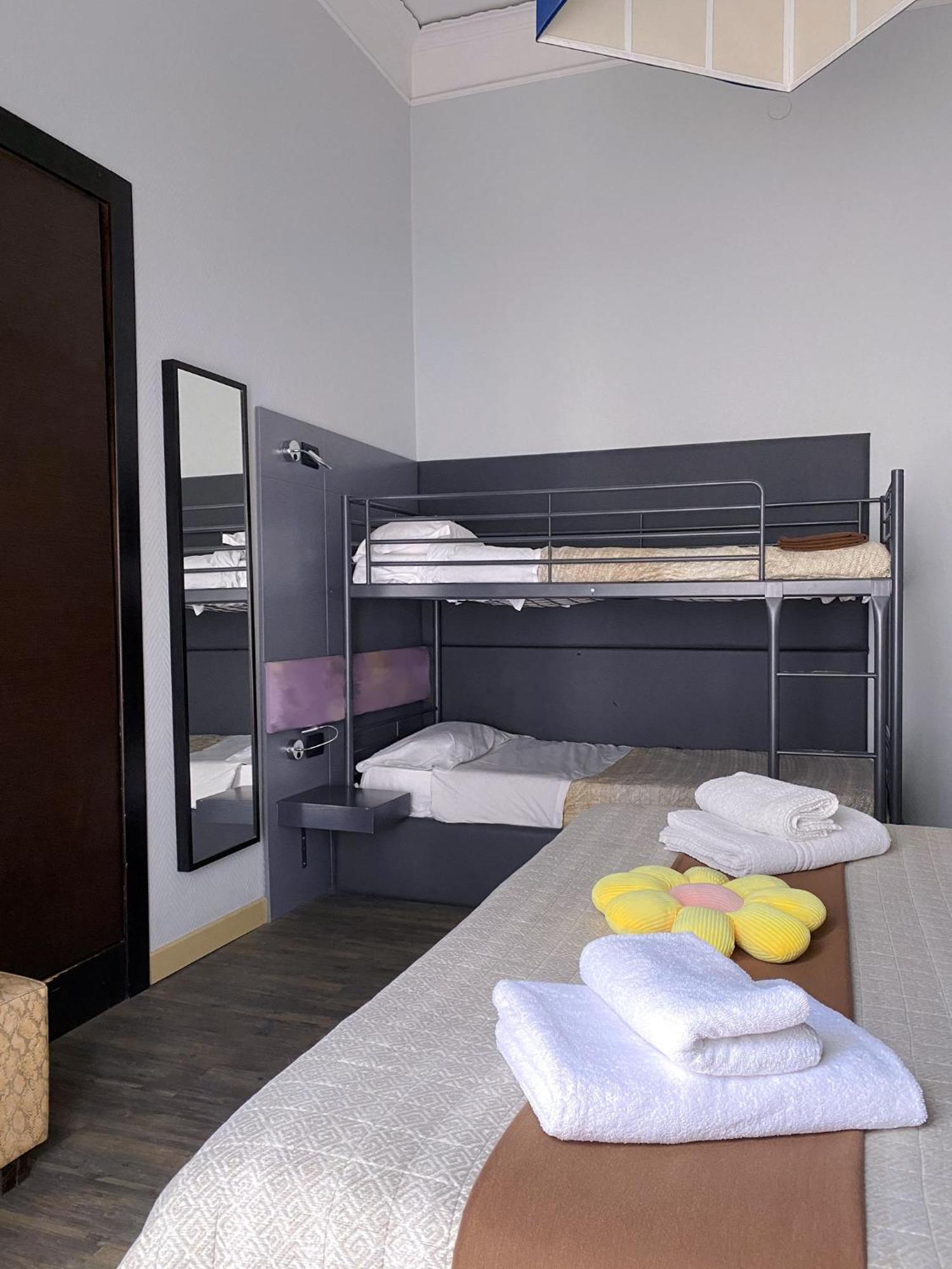 Dolce Vita Rooms Napoli Exterior foto